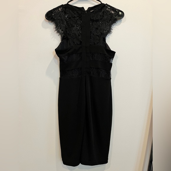 Women’s Black Express Lace BodyCon Dress - Picture 3 of 6